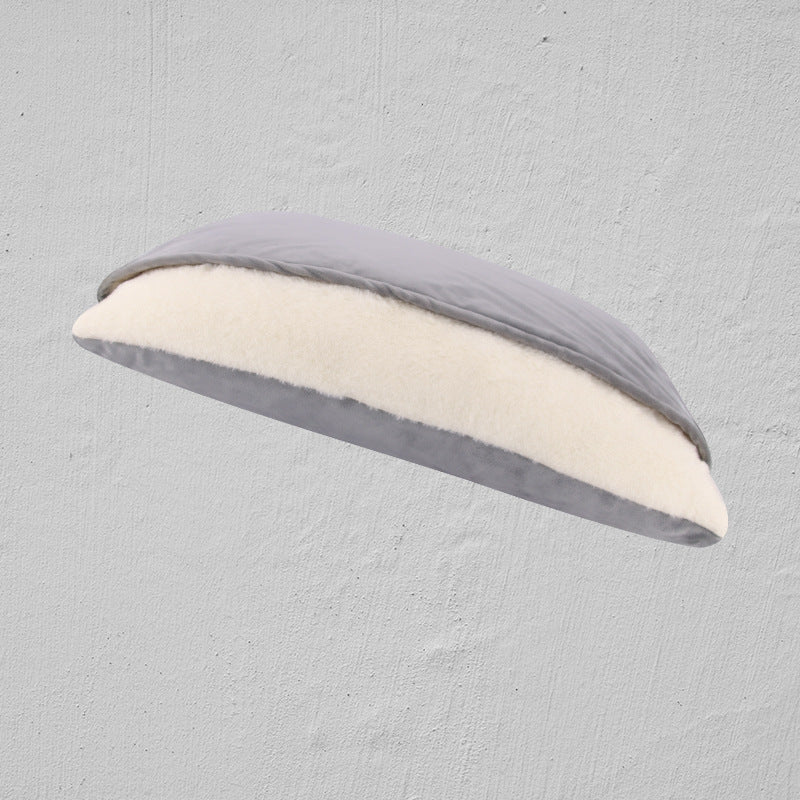 Removable and washable bite resistant pet sleeping bed